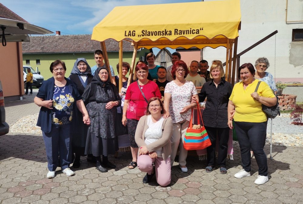 Kvalitetan život u zajednici osoba starije životne dobi Općine Garčin